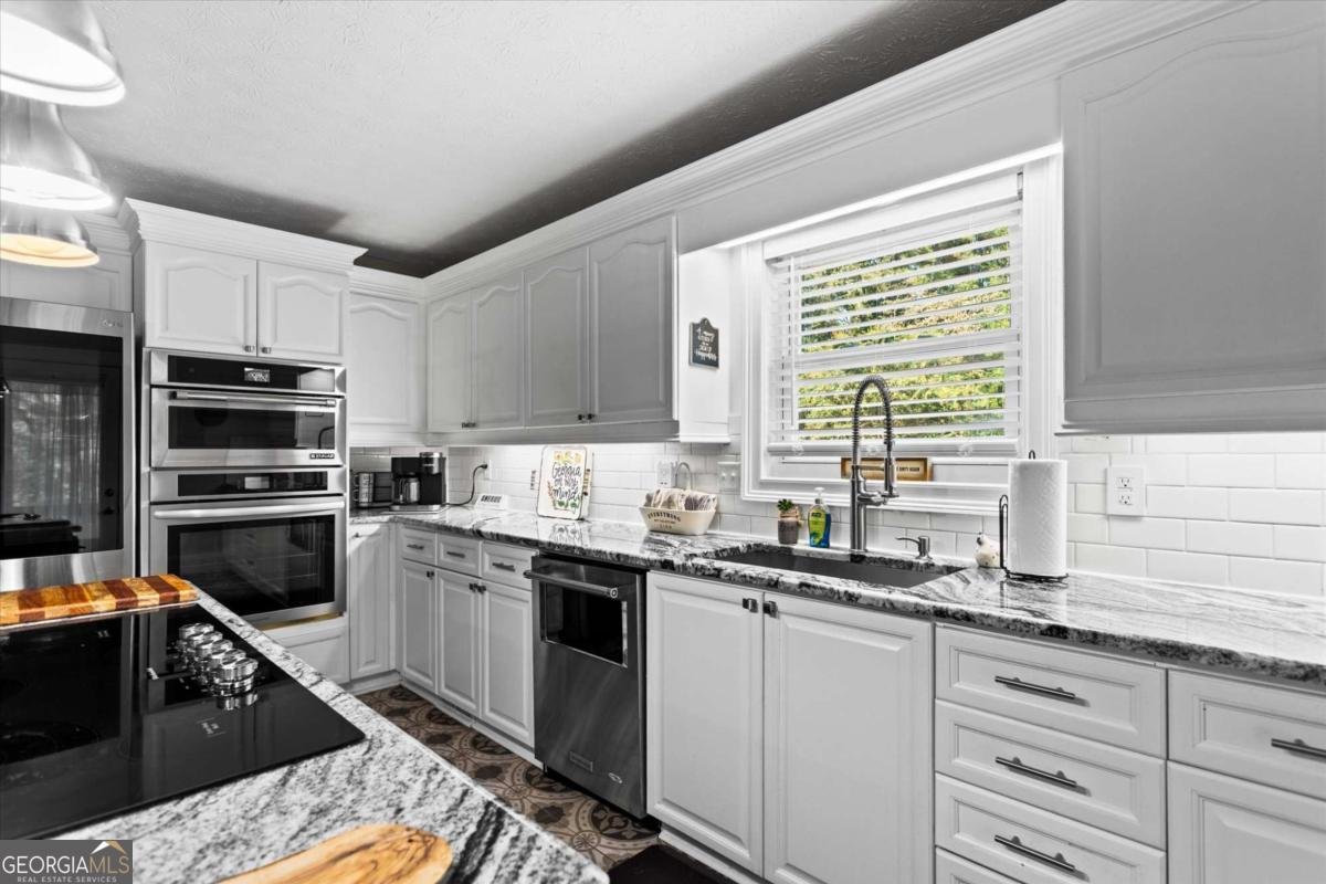 667 Cardinal Drive Monticello - 8
