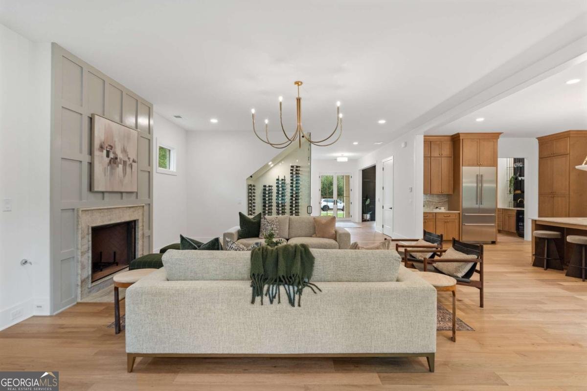 125 Spring Drive Roswell - 10