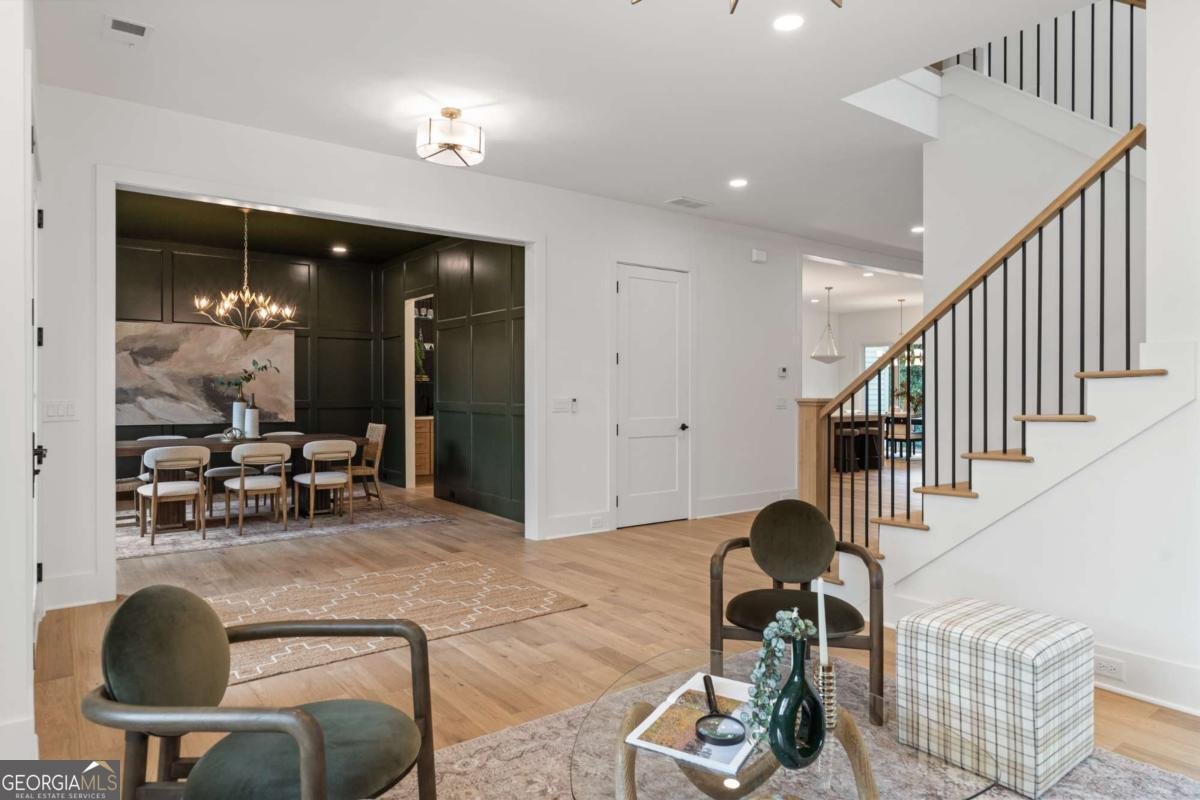 125 Spring Drive Roswell - 4