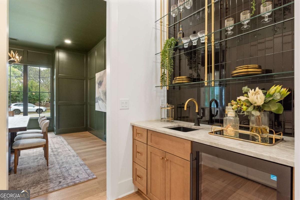 125 Spring Drive Roswell - 51