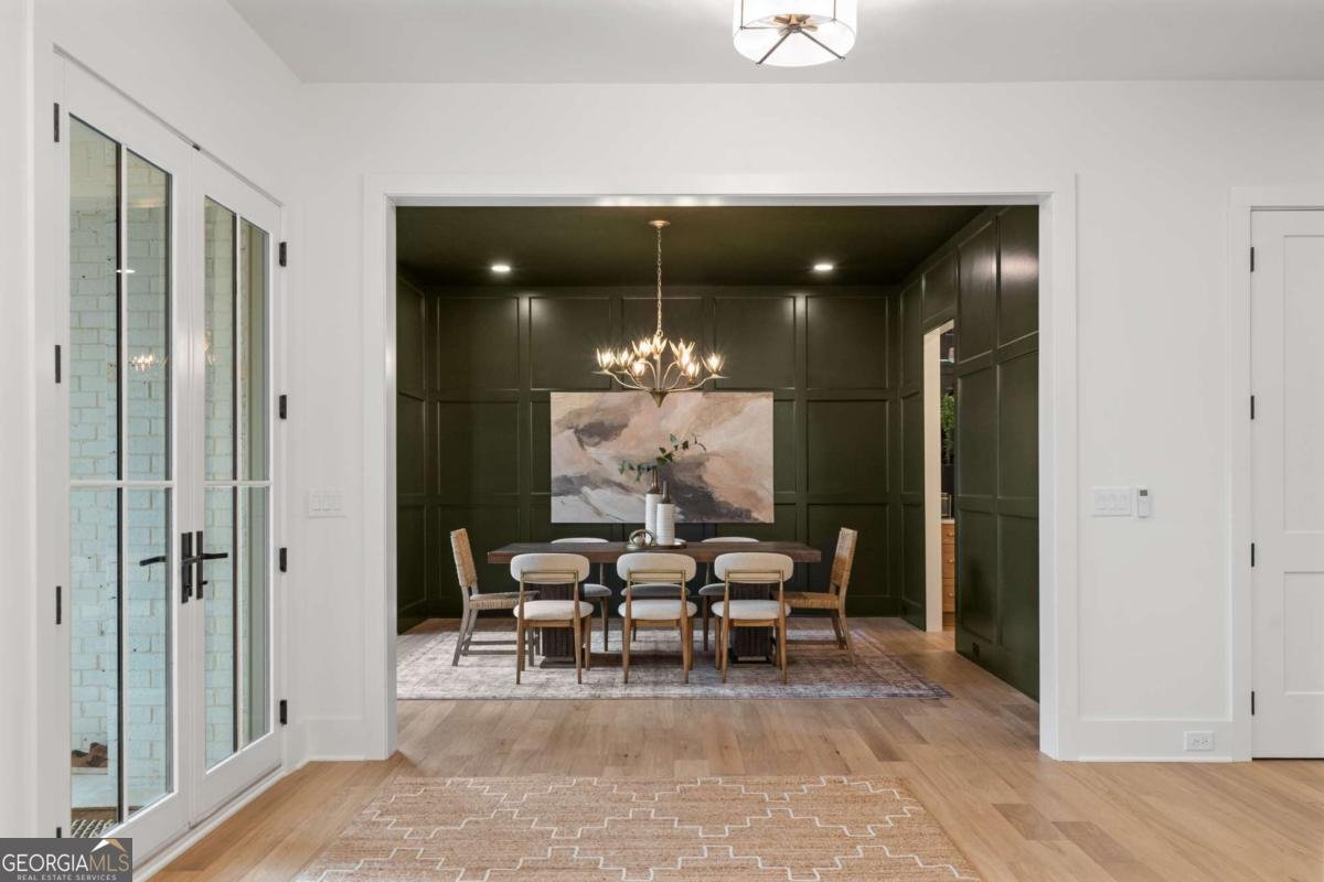 125 Spring Drive Roswell - 6