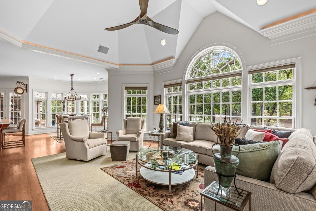 1090 Henrys Hill Greensboro - 12