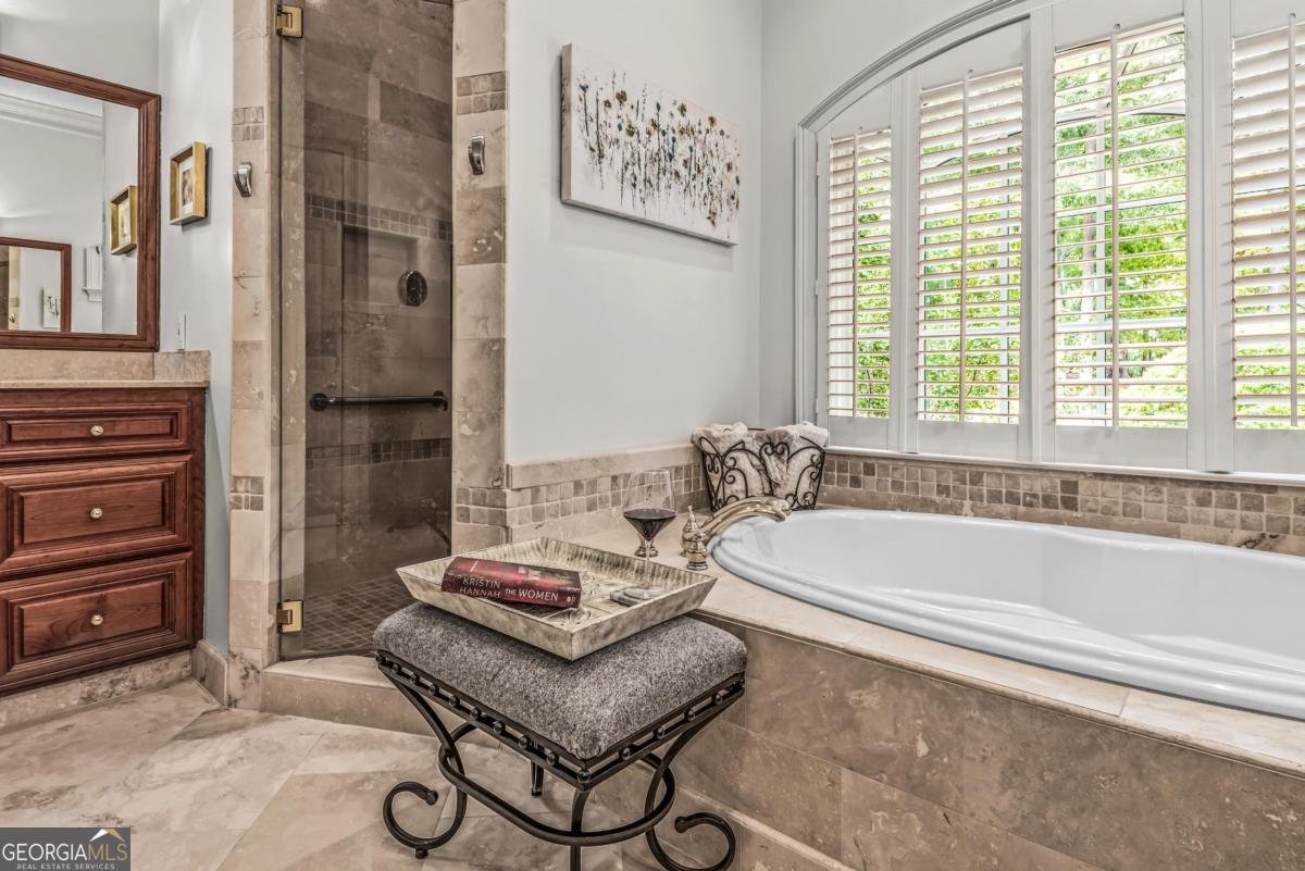 1090 Henrys Hill Greensboro - 16