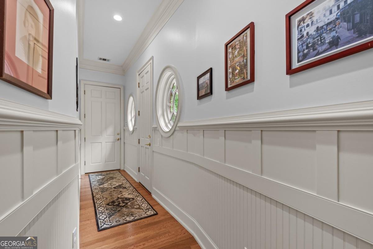 1090 Henrys Hill Greensboro - 25