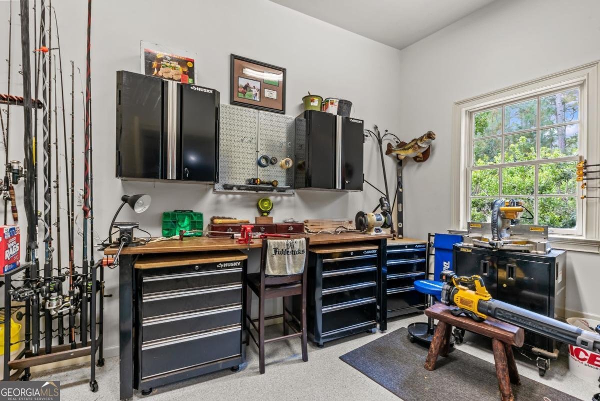 1090 Henrys Hill Greensboro - 28