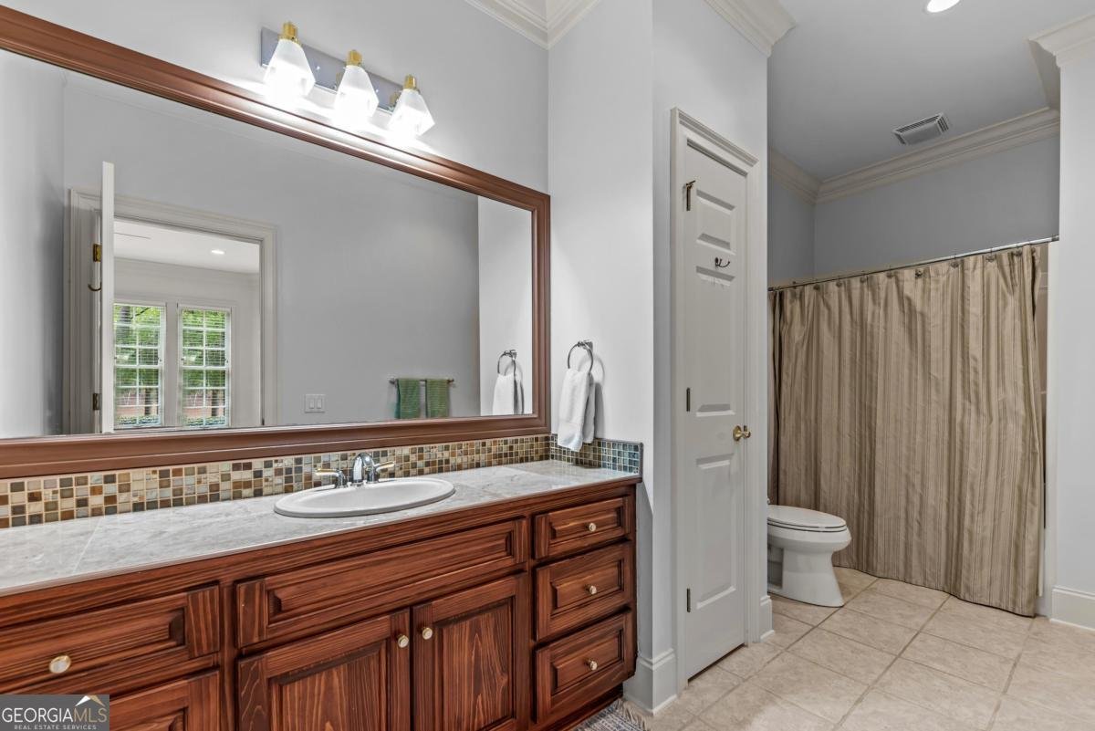 1090 Henrys Hill Greensboro - 35
