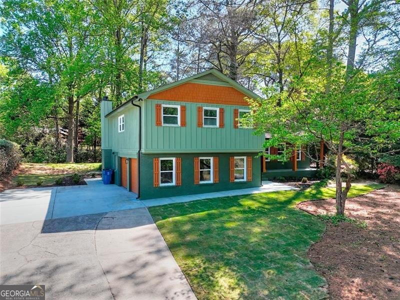 2538 Three Bars Drive Grayson - 19