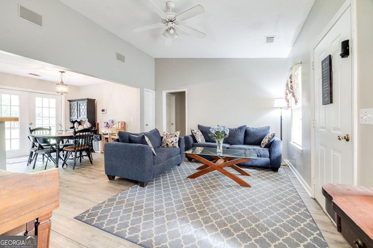 9 Tammys Circle Pooler - 5