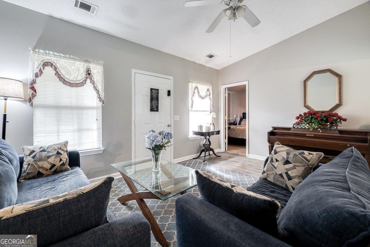 9 Tammys Circle Pooler - 7