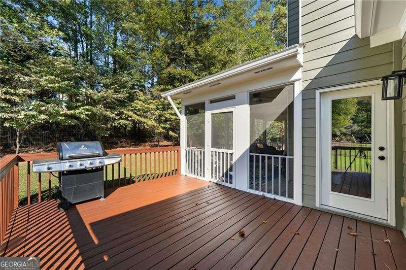 5584 Cathers Creek Drive Powder Springs - 33