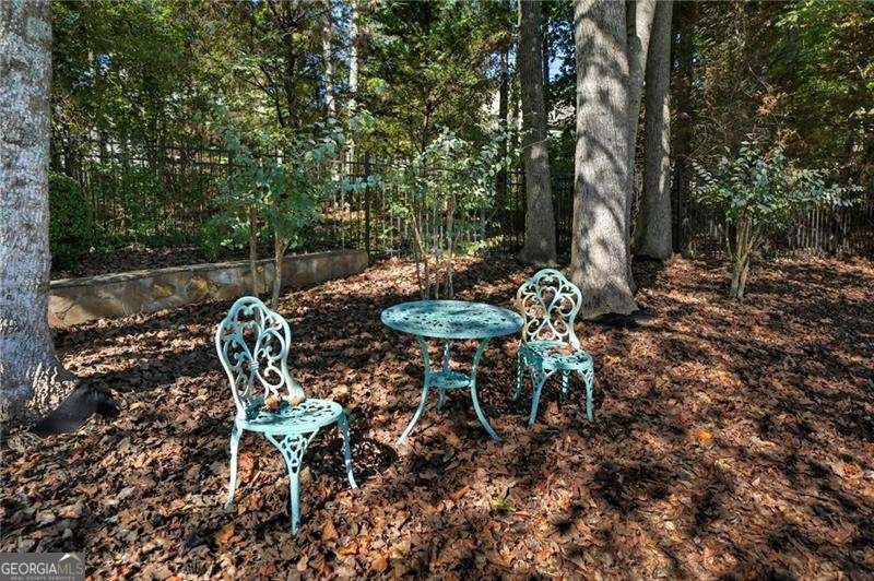 5584 Cathers Creek Drive Powder Springs - 40