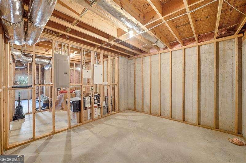 5584 Cathers Creek Drive Powder Springs - 42