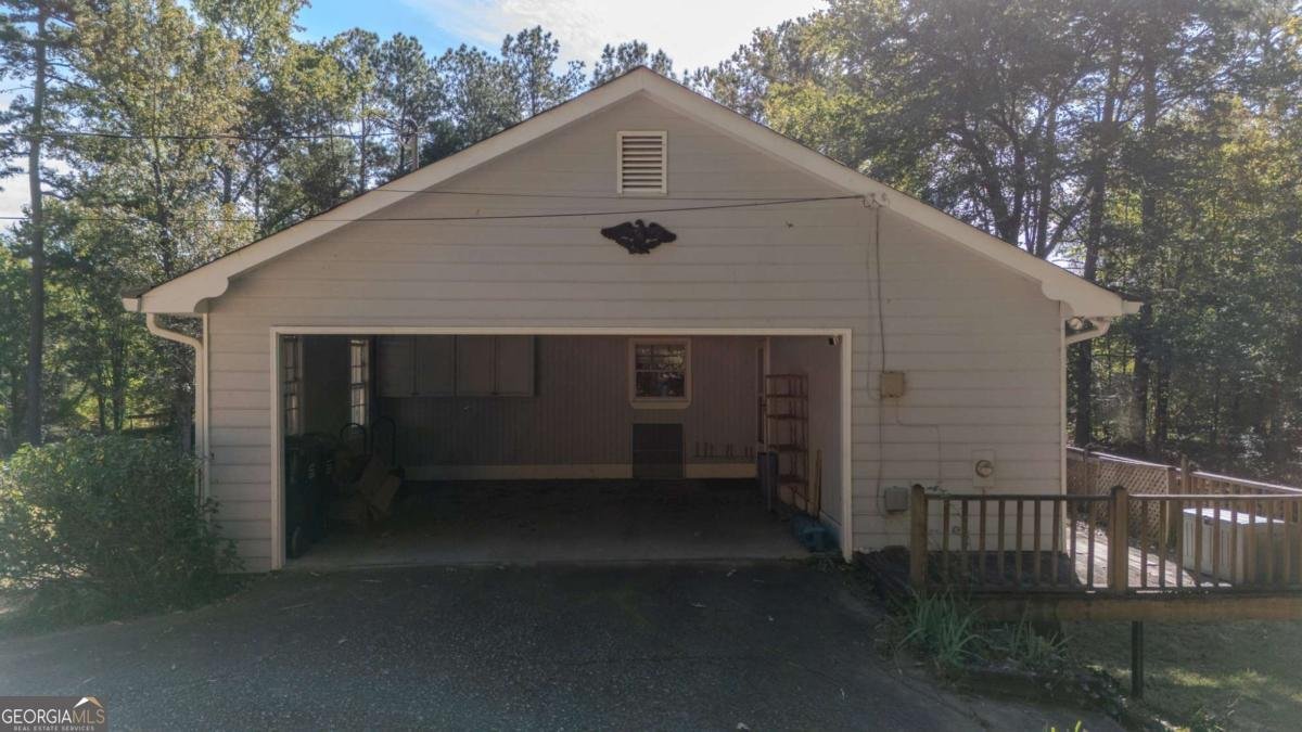 2997 Spring Lake Drive Buford - 8