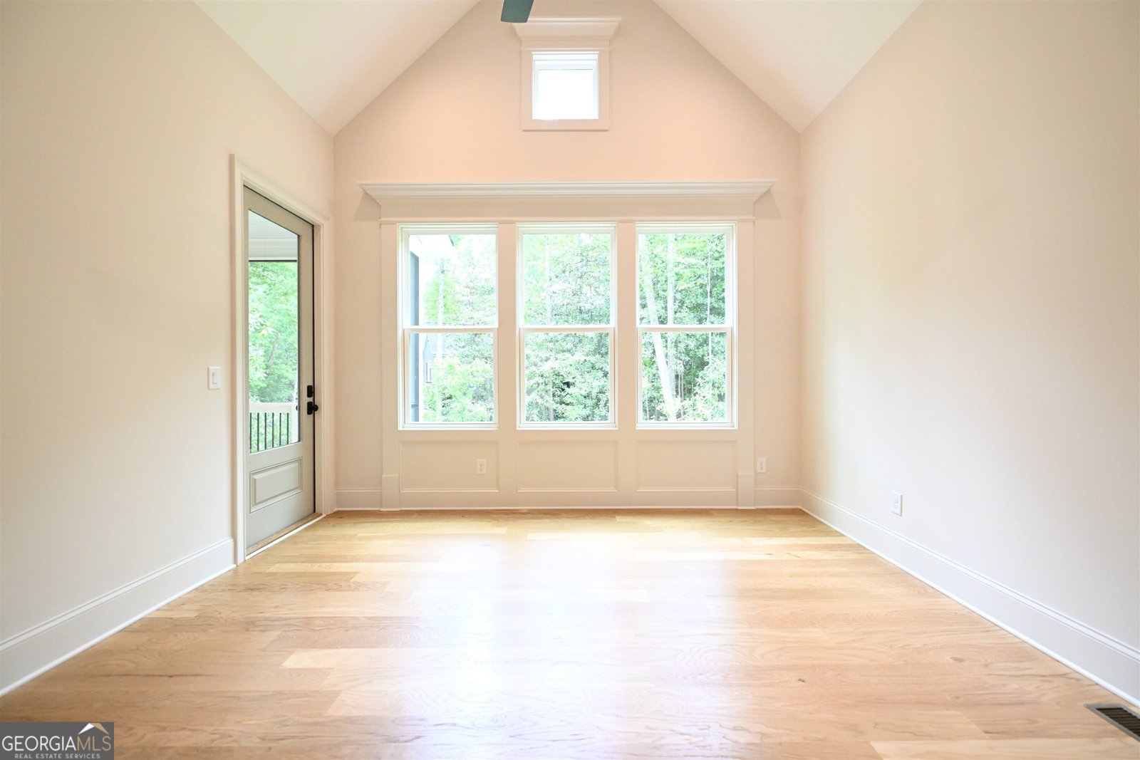 7 FONTAINE Drive Newnan - 33