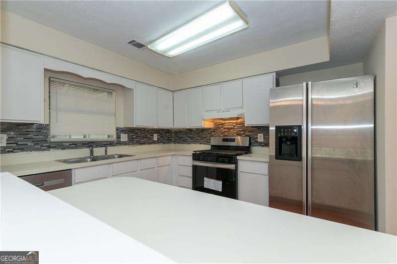 3160 Shadow Walk Lane Tucker - 13