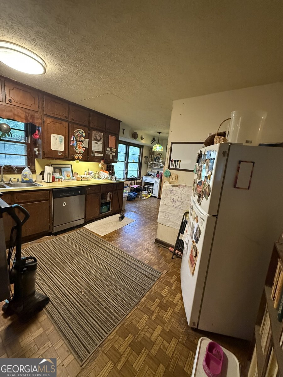 101 Lakeview Drive Auburn - 1