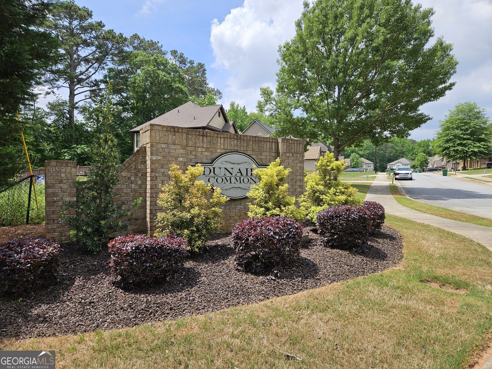 3943 Dunaire Drive Stone Mountain - 2