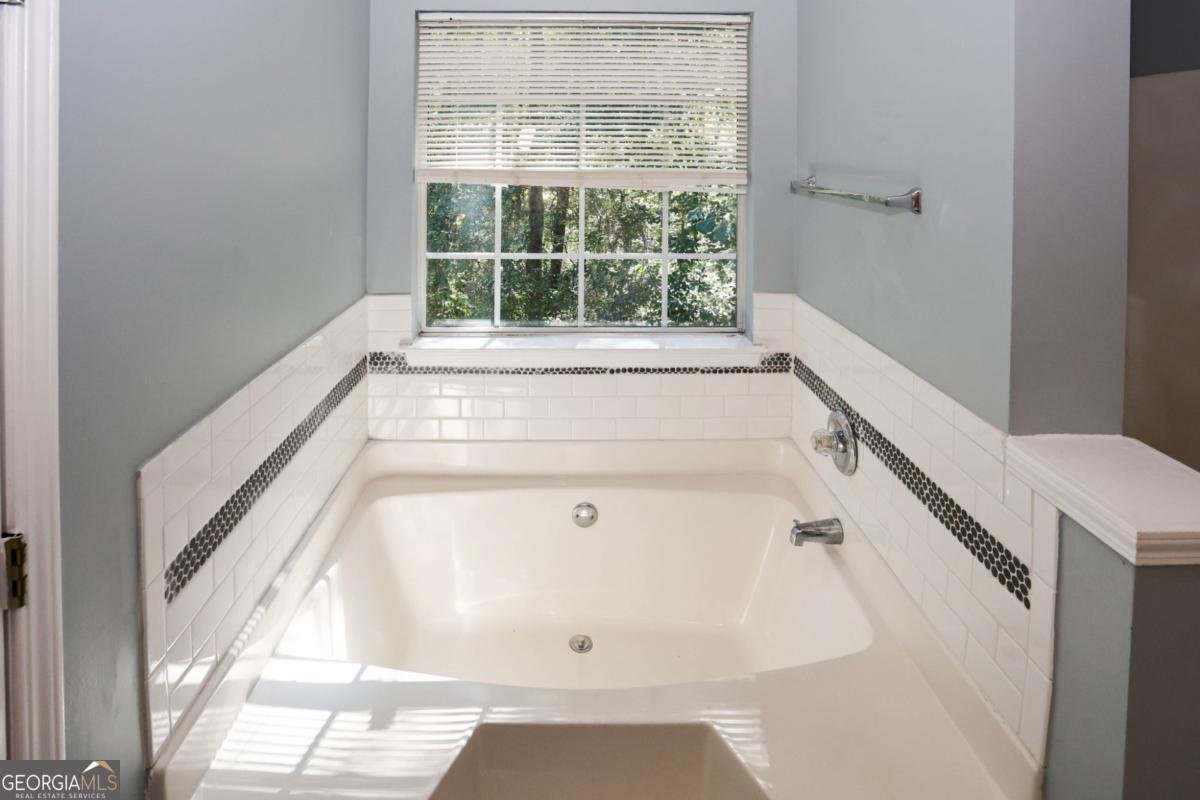 6253 Fayetteville Drive Riverdale - 32