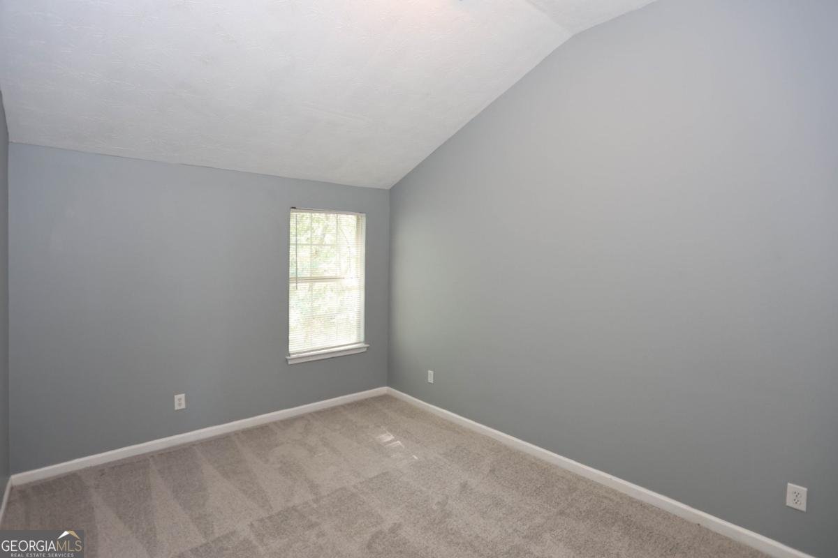 6253 Fayetteville Drive Riverdale - 37