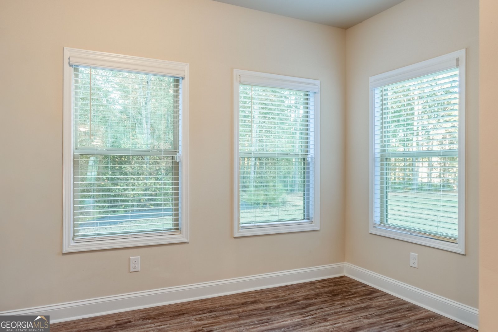 2103 River Walk Court Griffin - 13