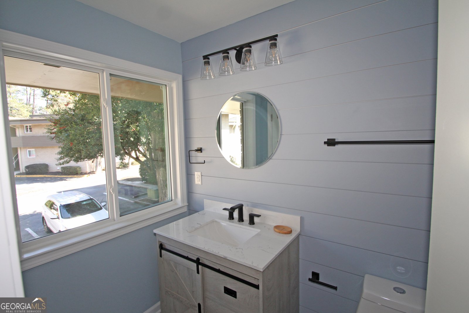 346 Carpenter Drive Sandy Springs - 13
