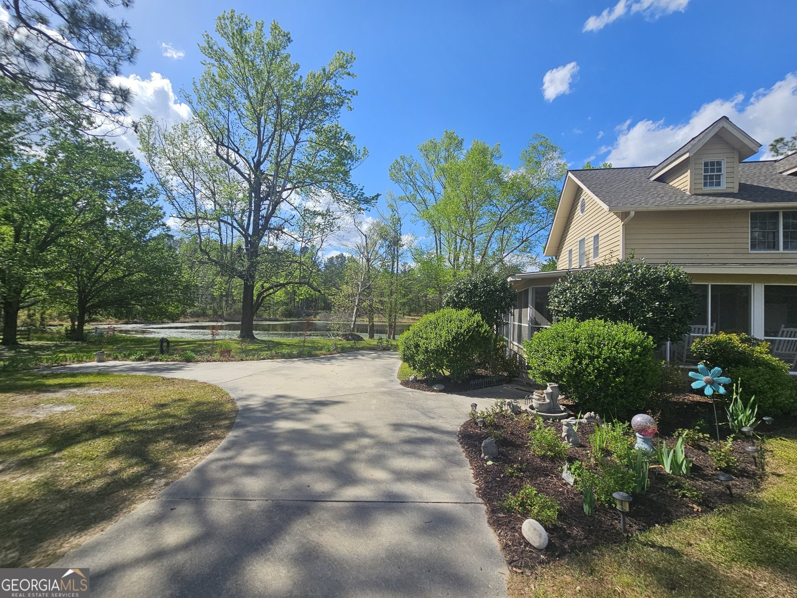 87 Georgia Avenue Adrian - 16