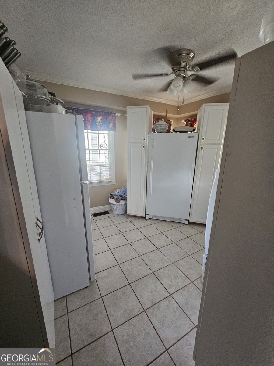 87 Georgia Avenue Adrian - 21