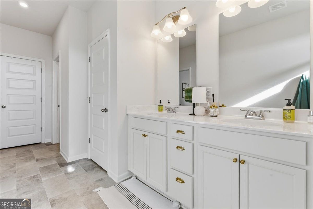 91 PINNACLE Way Jasper - 24