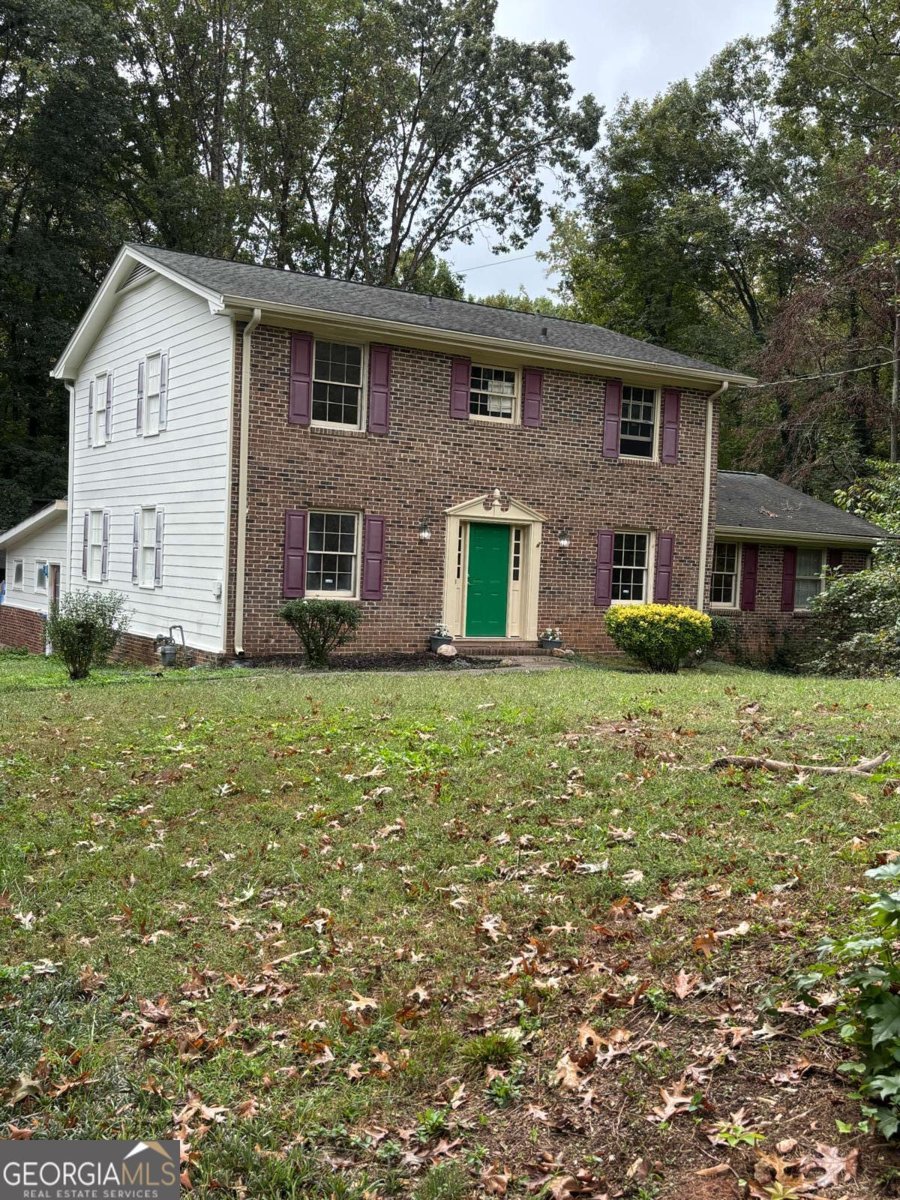 5762 Renee Court Lilburn - 1