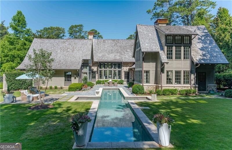 2979 Ridgewood Road Atlanta - 1