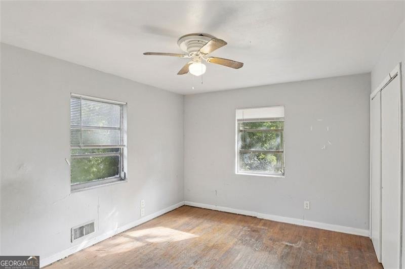 969 MOUNT AIRY Drive Atlanta - 11