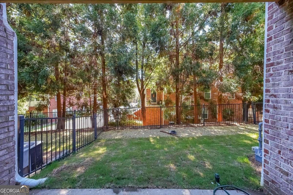 3056 Woodwalk Drive Atlanta - 39