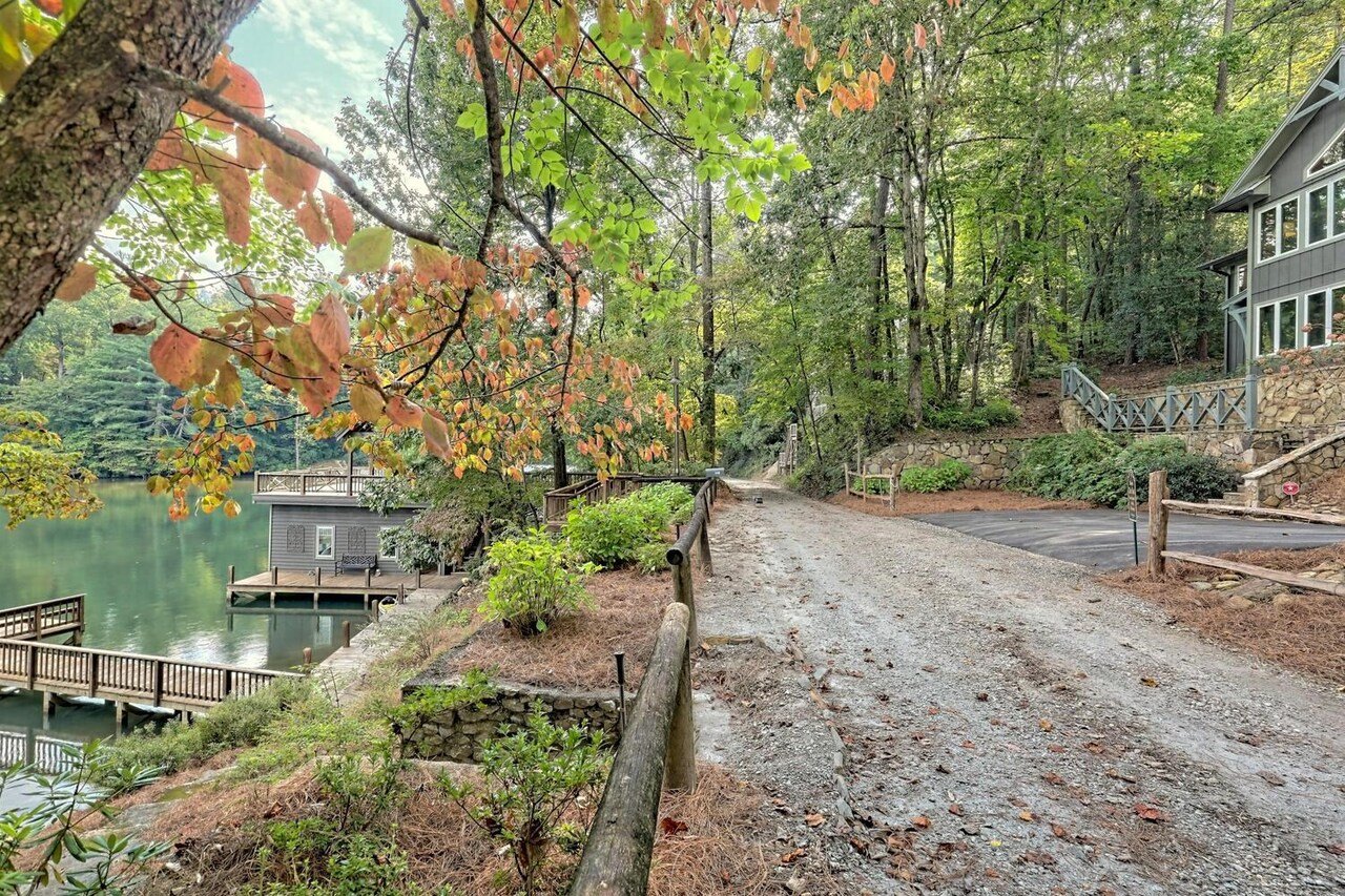 728 Oscar Rock Road Clayton - 29