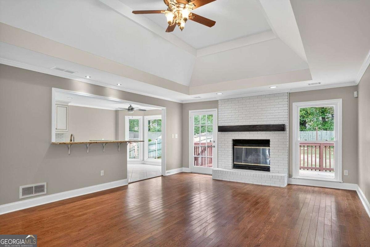 1320 Green Oak Circle Lawrenceville - 11