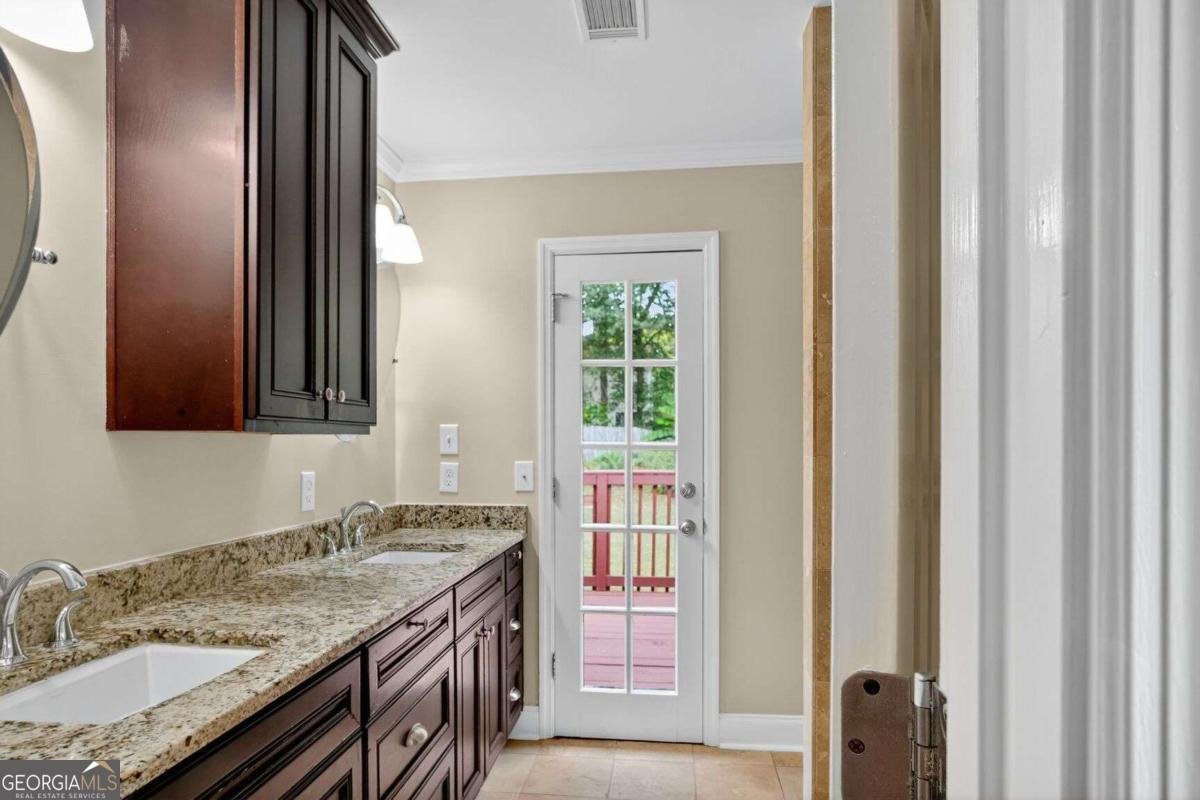 1320 Green Oak Circle Lawrenceville - 22