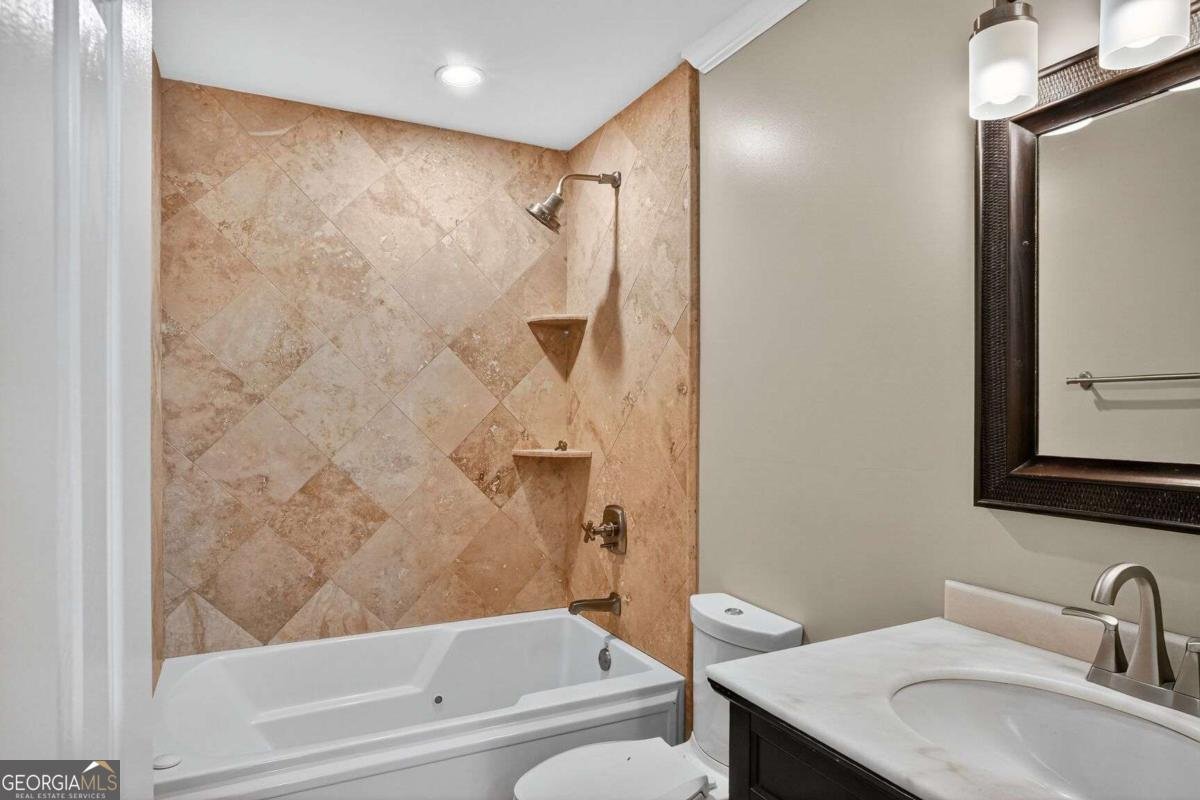 1320 Green Oak Circle Lawrenceville - 26