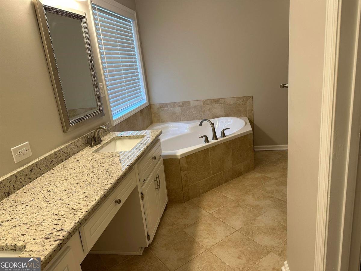 145 Oak Leaf Circle Eatonton - 2