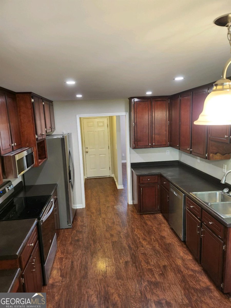 145 Oak Leaf Circle Eatonton - 33