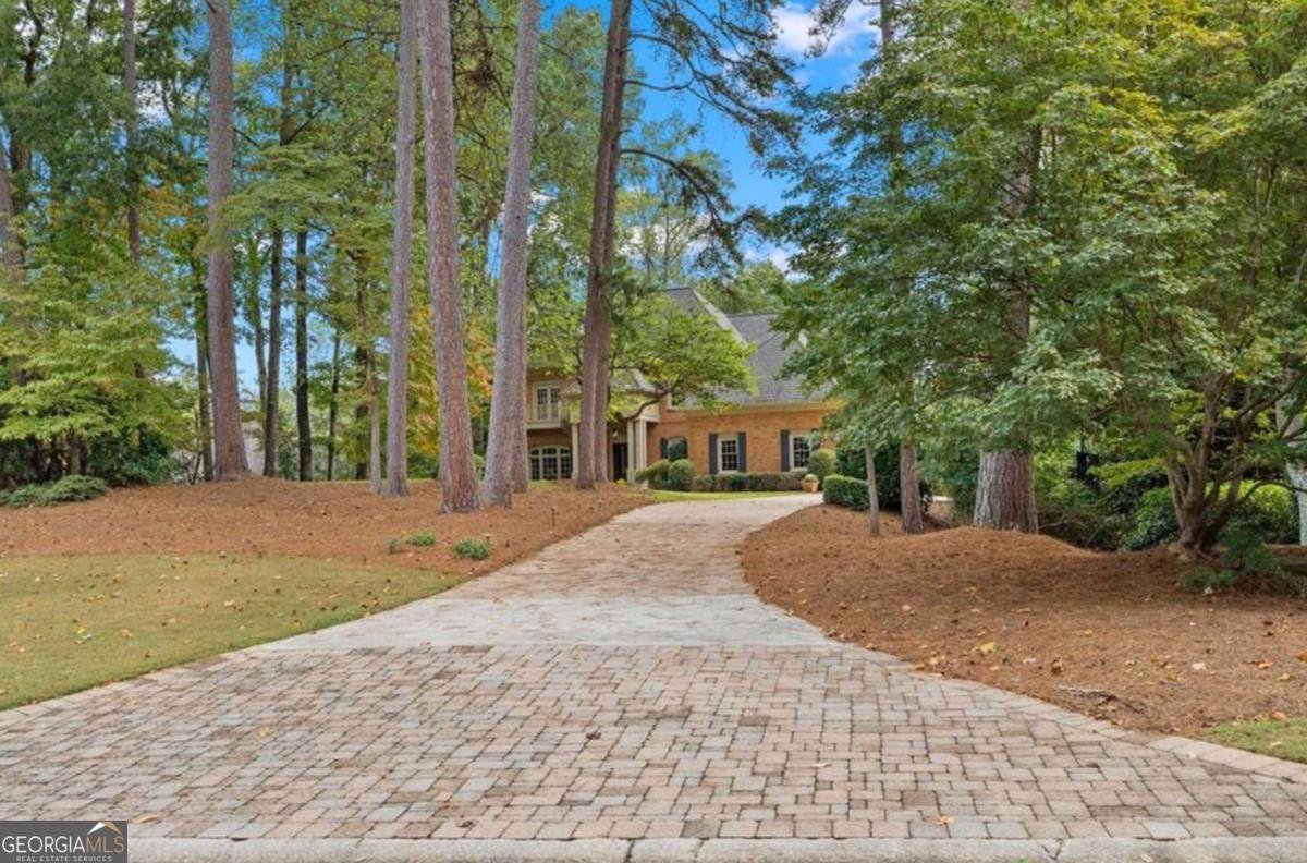 9295 Chandler Bluff Alpharetta - 9