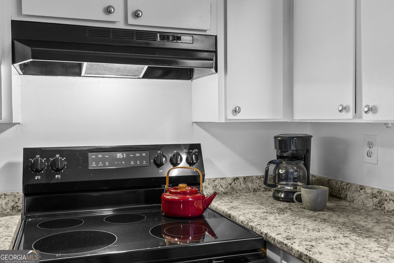 17 Russell Avenue Garden City - 4