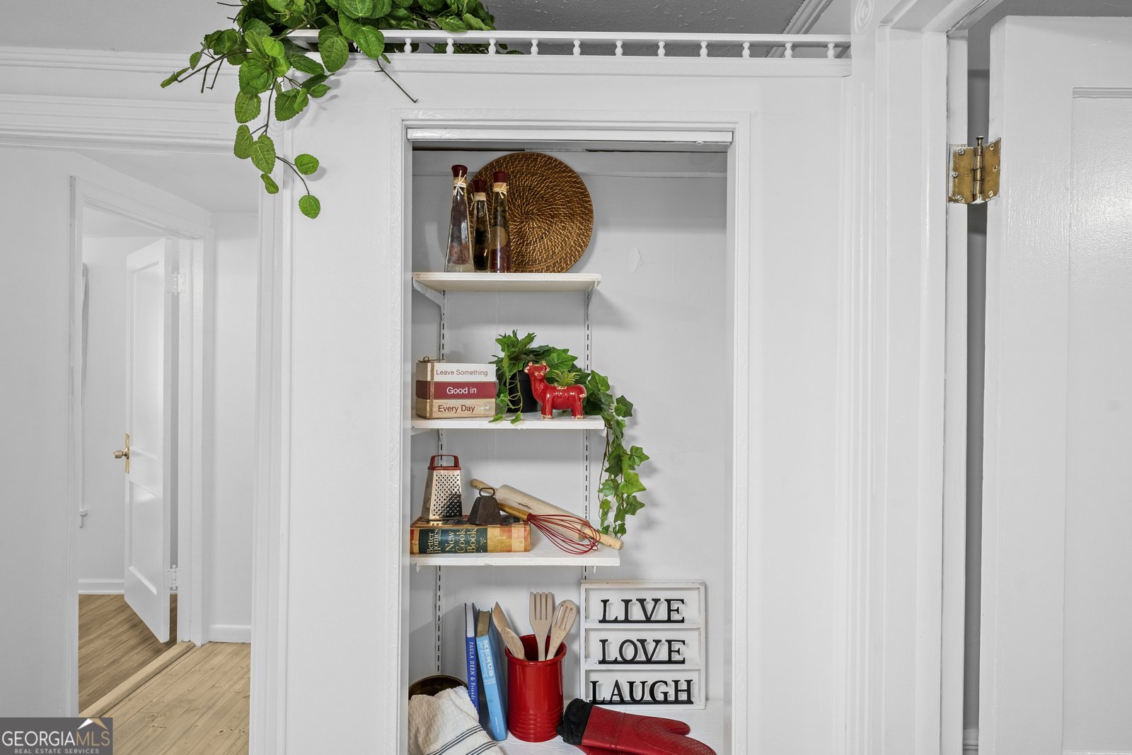 17 Russell Avenue Garden City - 5