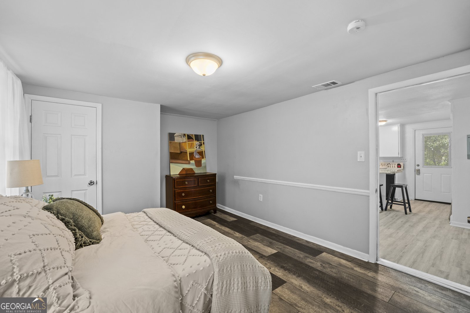 17 Russell Avenue Garden City - 7