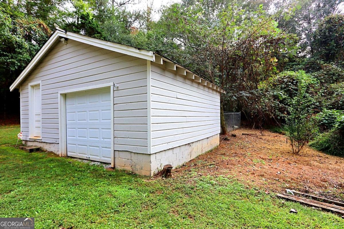 8083 Highway 166 Douglasville - 12