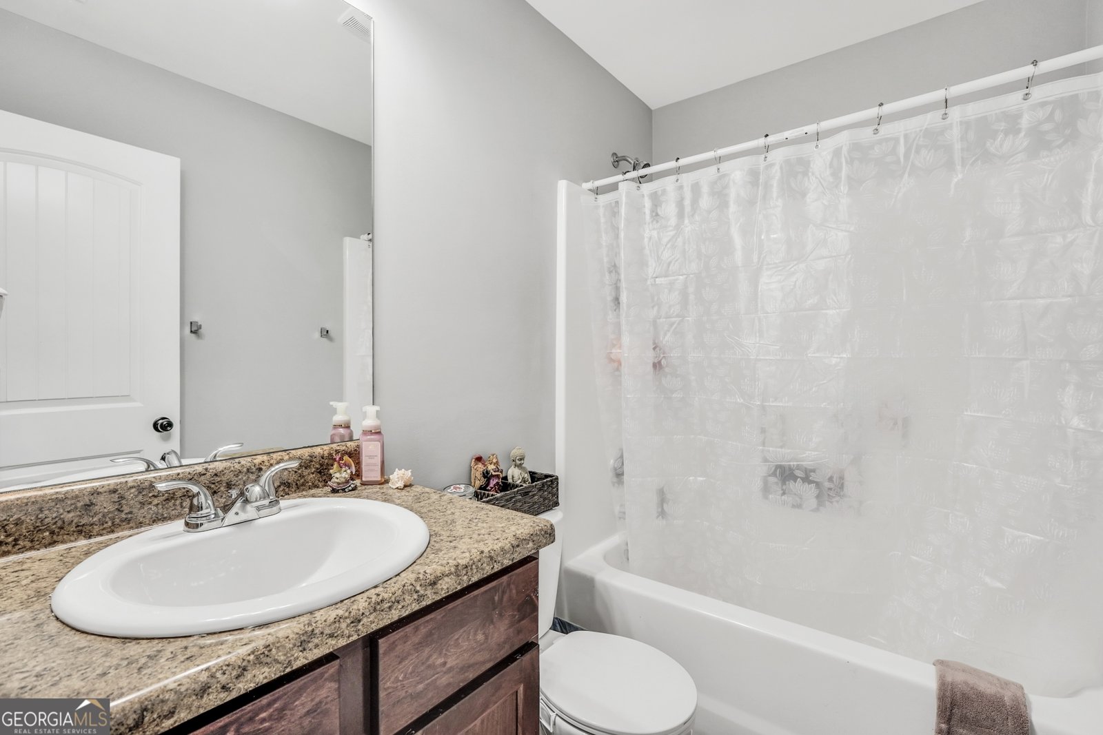 136 Kennedy Boulevard Jackson - 18
