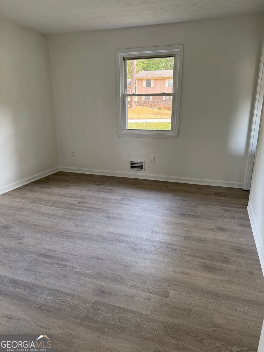 8845 ASHWOOD Riverdale - 10