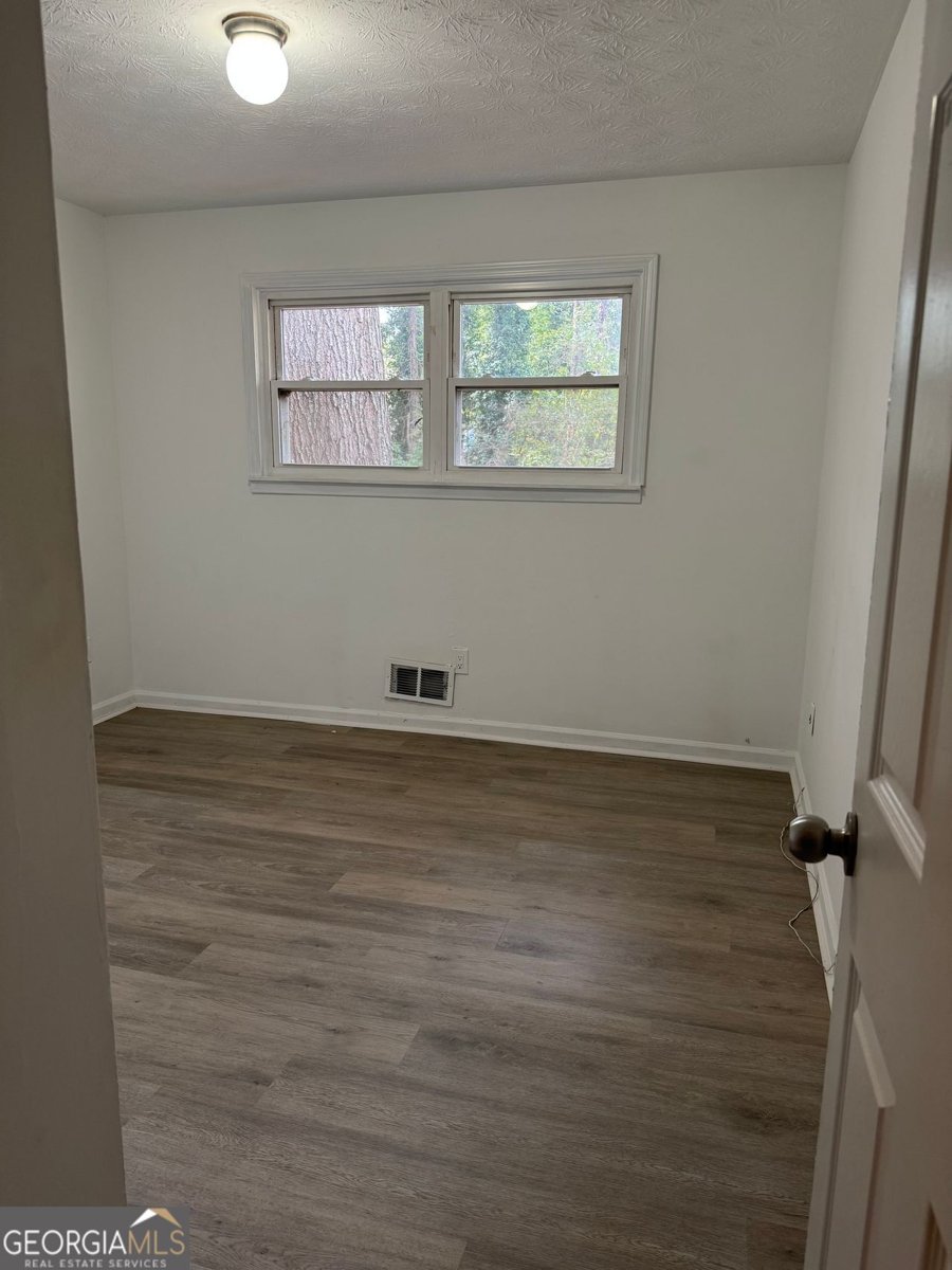 8845 ASHWOOD Riverdale - 7