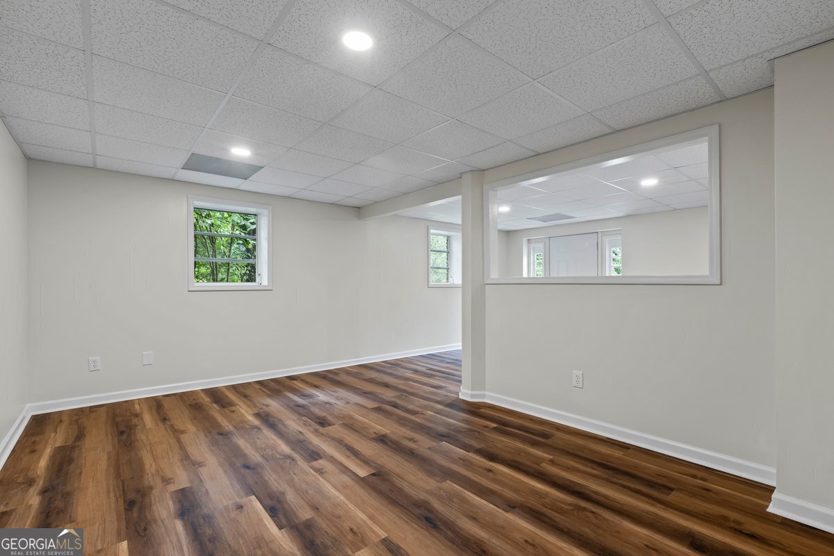 1124 Ponderosa Park Drive Forest Park - 33