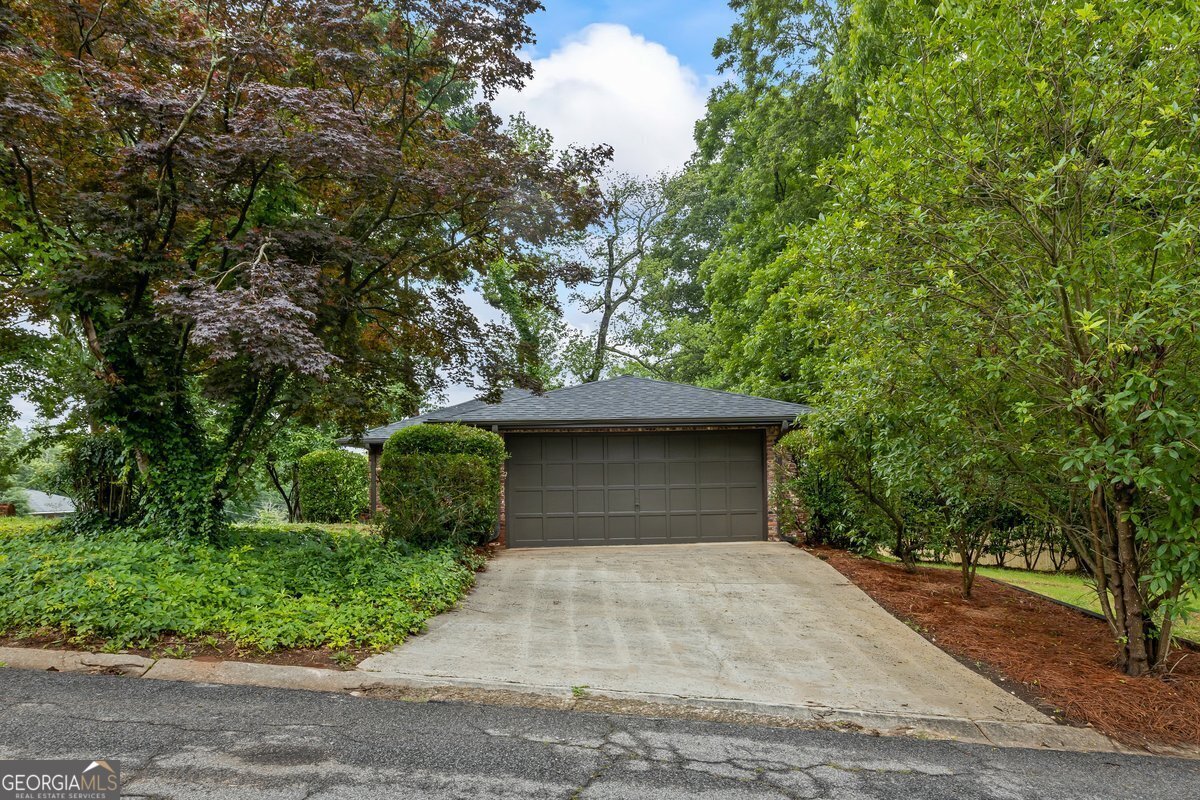 1124 Ponderosa Park Drive Forest Park - 8