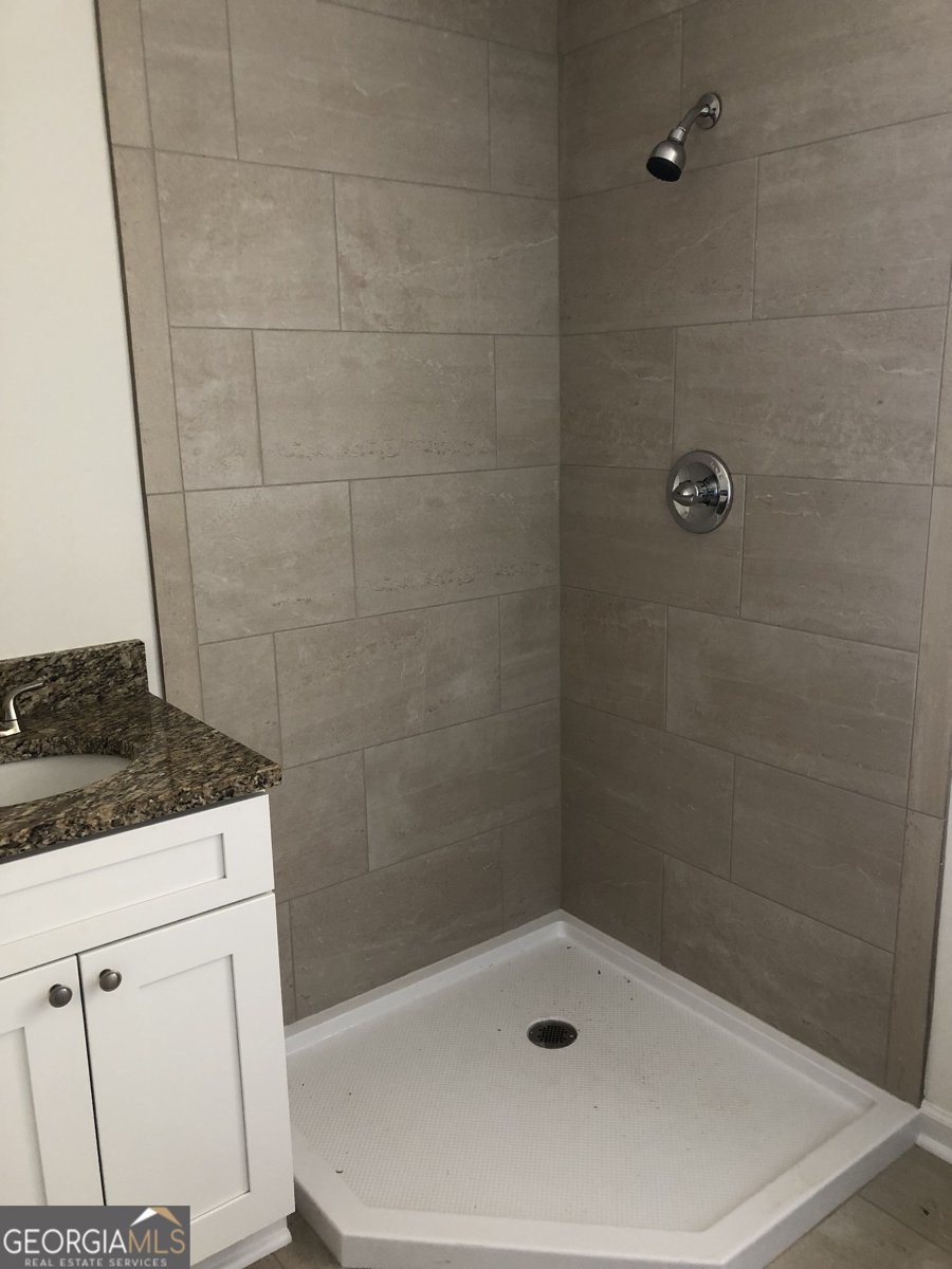 1716 44th Street Valley - 16