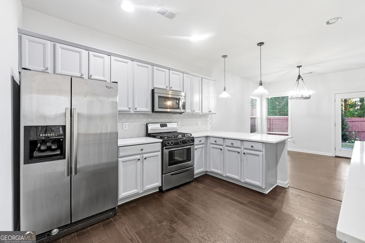 5875 WEDDINGTON Cumming - 10